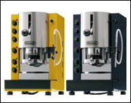 デロンギ　ポッド式エスプレッソ＆カプチーノマシーン